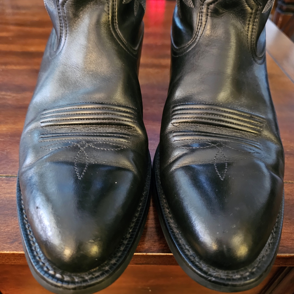 Ariat Men's Sleek Black Leather Western Boots
